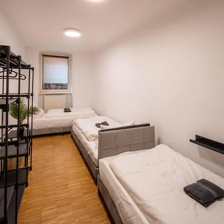 Apartment 100qm2, Superior Suite, 7 Beds, Rain Shower *