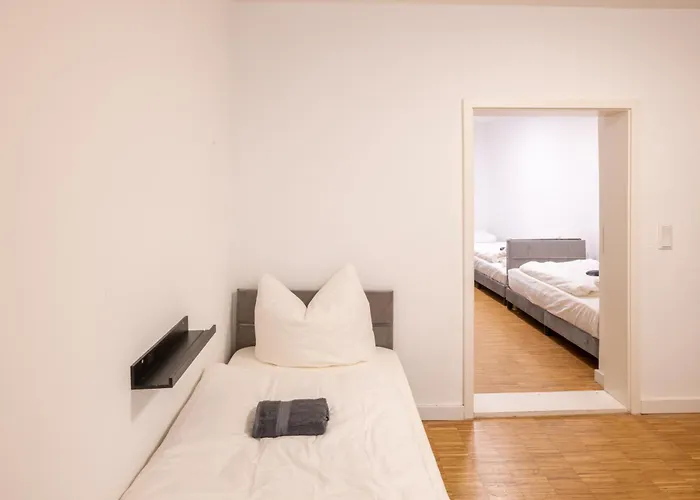 شقة 100qm2, Superior Suite, 7 Beds, Rain Shower برلين